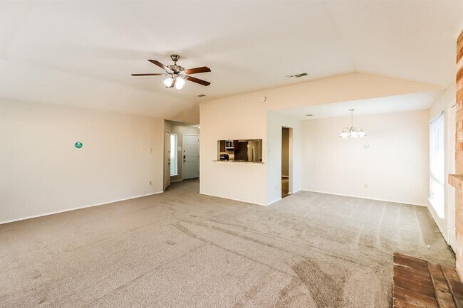 Building Photo - 16706 Quail Meadow Dr