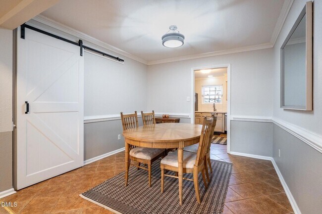 Building Photo - 6553 New Market Way