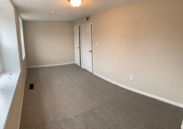 Building Photo - 3828 Lancaster Ave