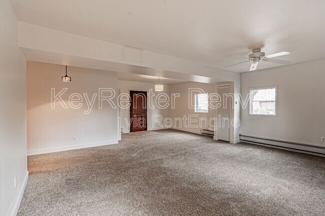 Building Photo - 990 Beech St