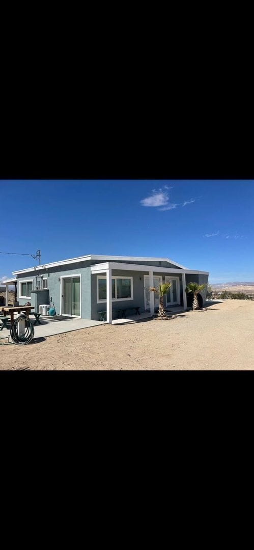 Primary Photo - GORGEOUS 2 BED 2 BATH HOME WITH 1 BED 1 BA...