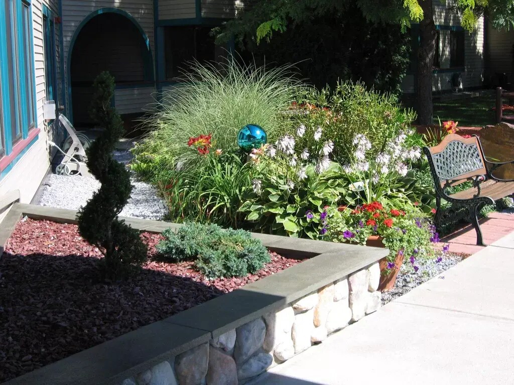 Building Photo - 10 Kellogg Rd