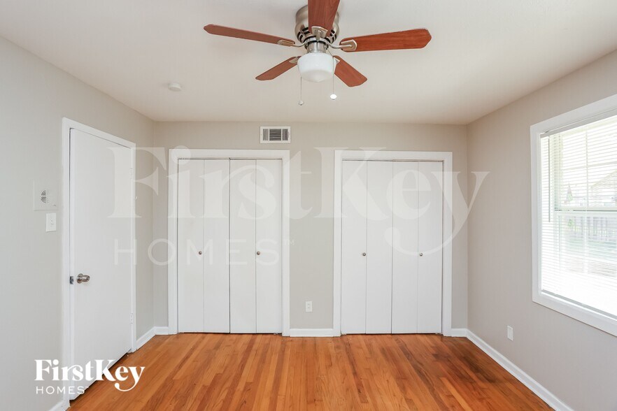Building Photo - 3424 Chaffin Dr