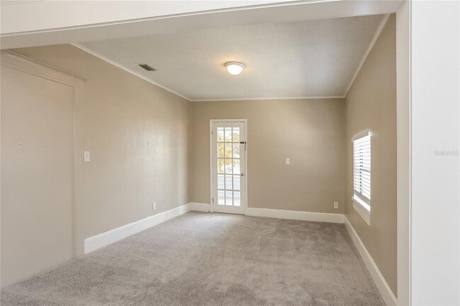 Building Photo - 4010 1st Ave S