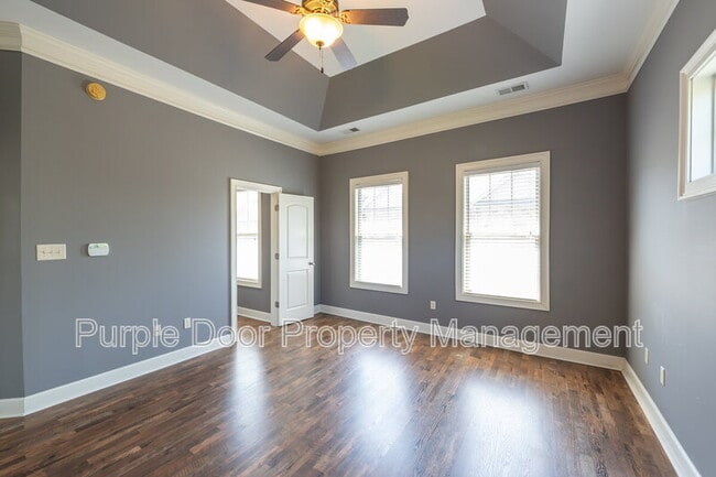 Building Photo - 913 Telfair Close