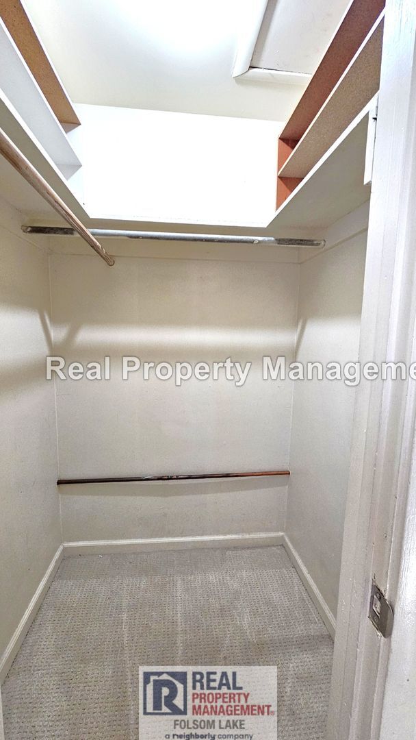 Building Photo - Cozy 1 Bedroom 1 Bath in Historic Folsom