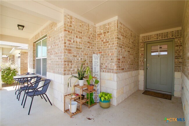Building Photo - 105 Harlan Dr