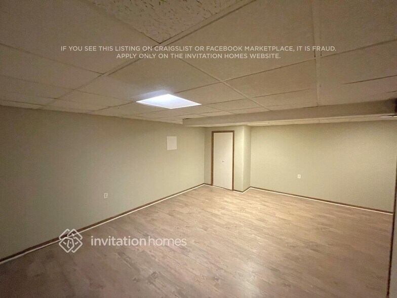 Building Photo - 360 Davis Mill Dr