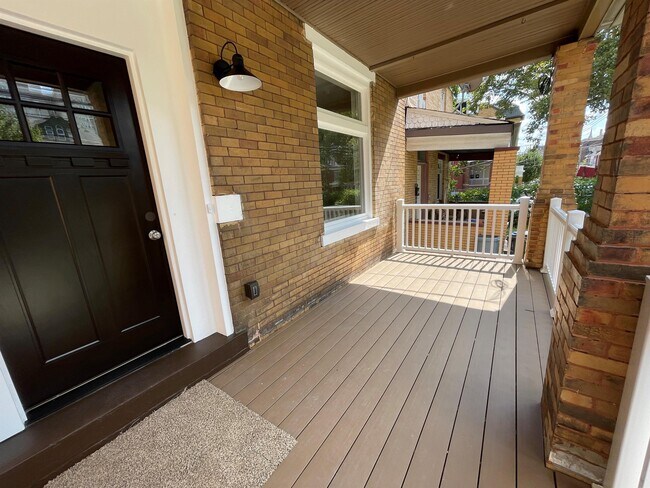 Building Photo - 350 Melwood Ave