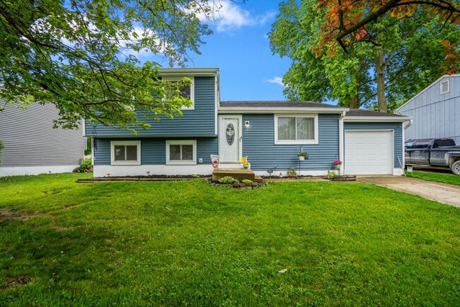 Primary Photo - 2421 Nugget Dr