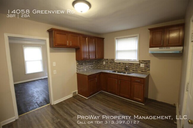 Building Photo - 14058 Greenview Rd