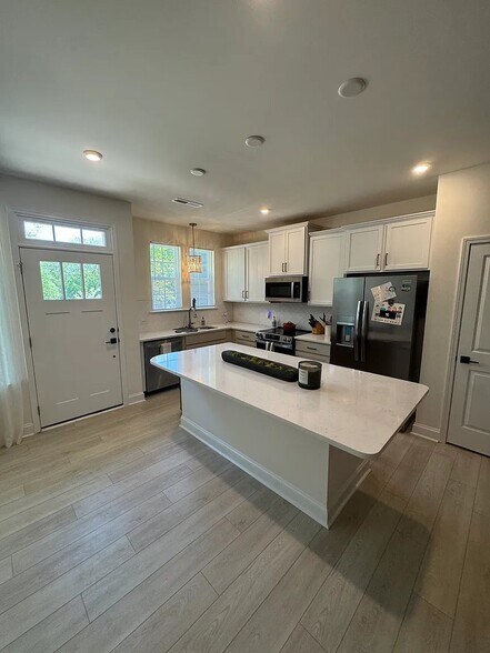 Building Photo - 4139 Walking Ridge Rd