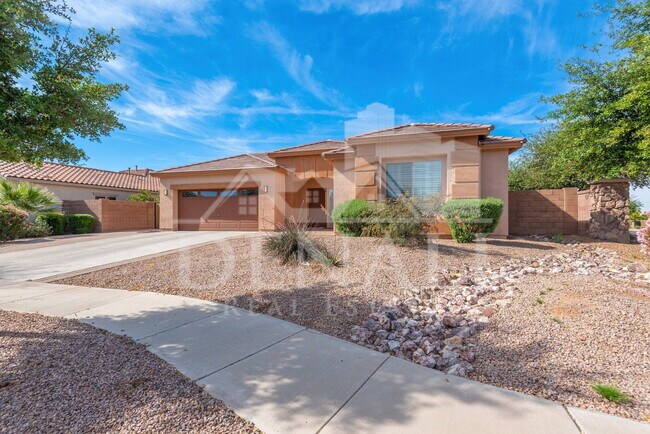 Building Photo - 2881 E Tonto Dr