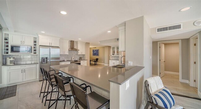 Building Photo - 4822 Ocean Blvd