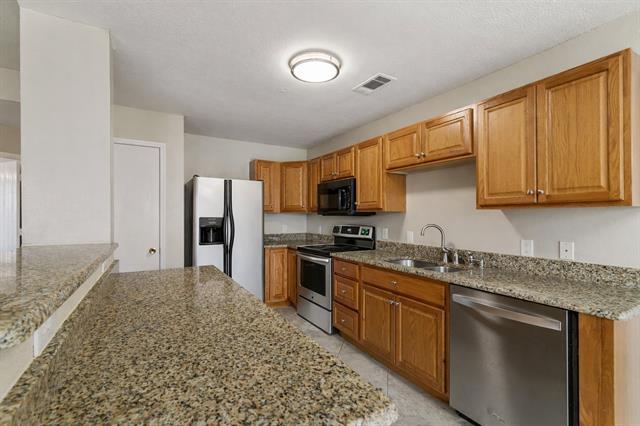 Building Photo - 2301 Tailburton Ct