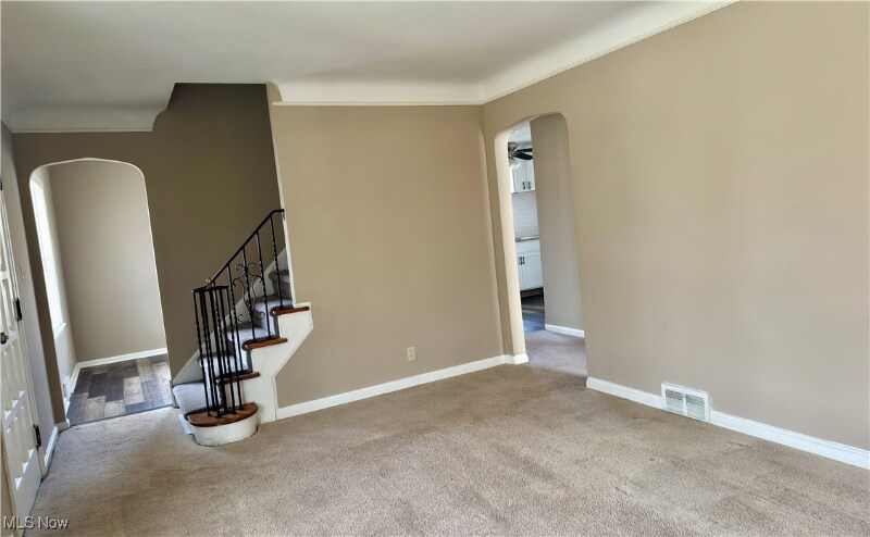 Building Photo - 5115 Stanley Ave