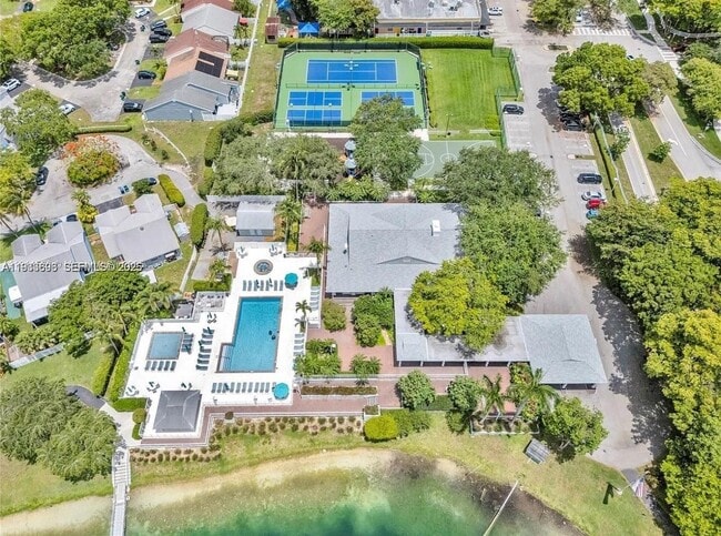 Building Photo - 14610 SW 145th Pl