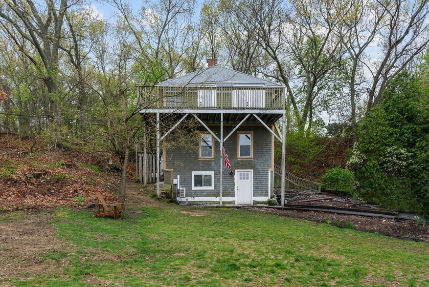 Building Photo - 376 Arnolds Neck Dr