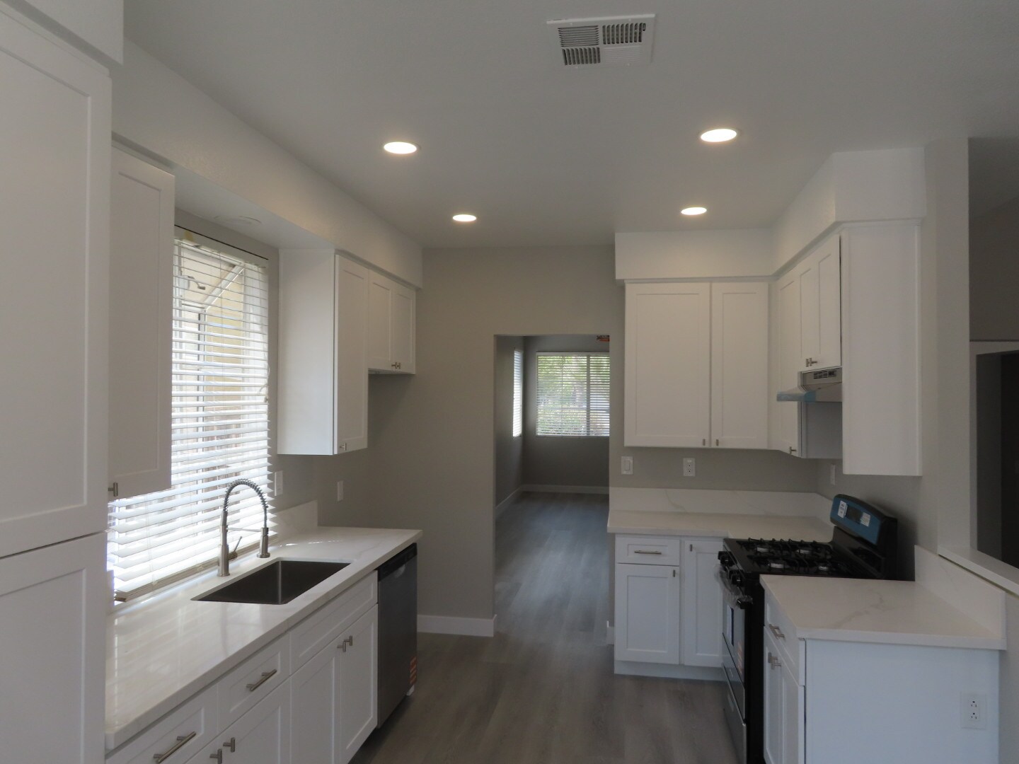 Building Photo - 24064 Verdun Ln