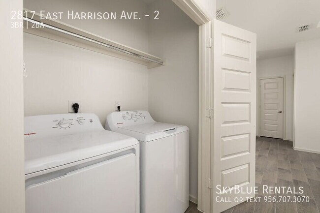 Building Photo - 2817 W Harrison Ave