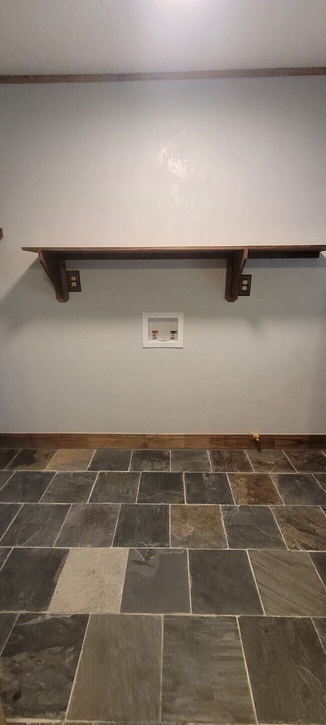 Building Photo - 7306 Moline St