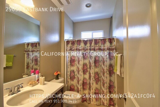 Building Photo - 29650 Eastbank Dr