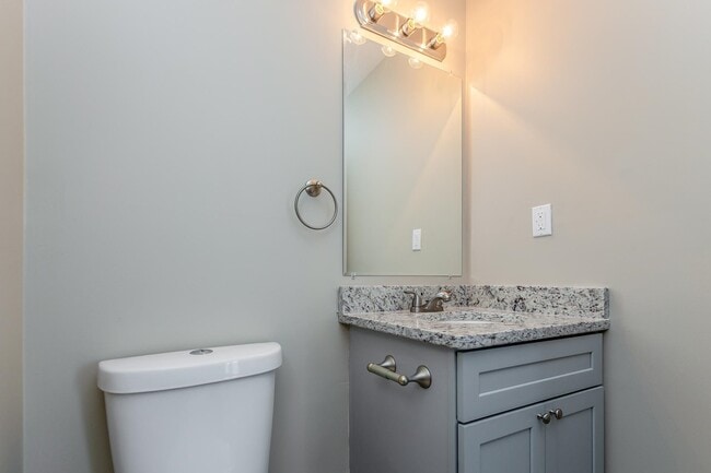 Building Photo - 103 Harbour Lake Dr