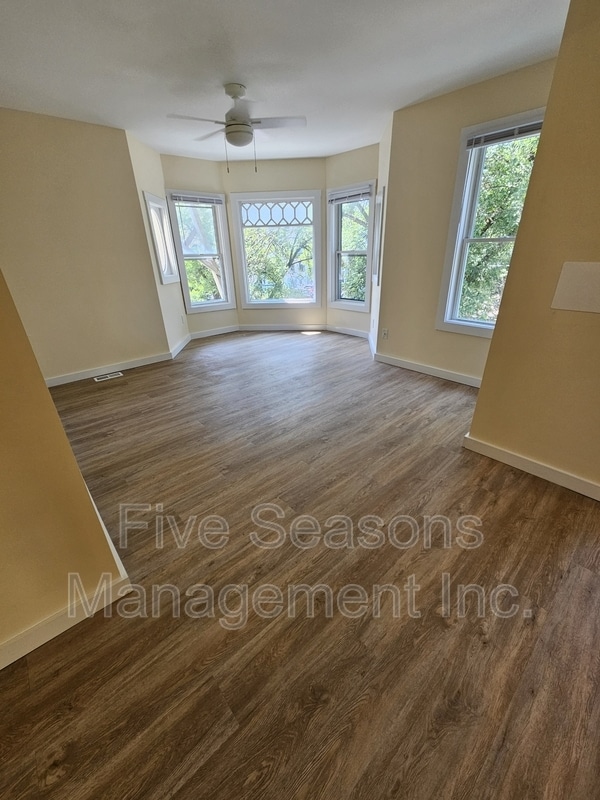 Building Photo - 48 Greene St