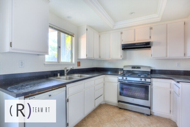 Building Photo - Lovely Single Story Home in Rancho Cucamonga