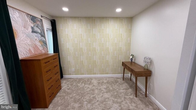 Building Photo - 4814 Hampden Ln