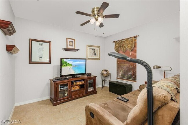 Building Photo - 8689 Querce Ct