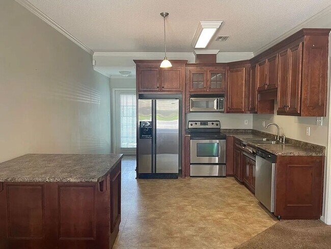 Building Photo - Spacious 2BD/2B Duplex in Hahira!