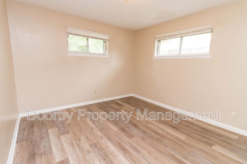 Building Photo - 5057 Cameron Ln