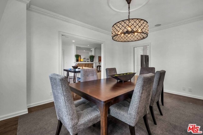 Building Photo - 11745 Montana Ave