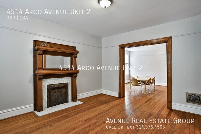 Building Photo - Charming 3-Bed Unit Near The Grove with Mo...