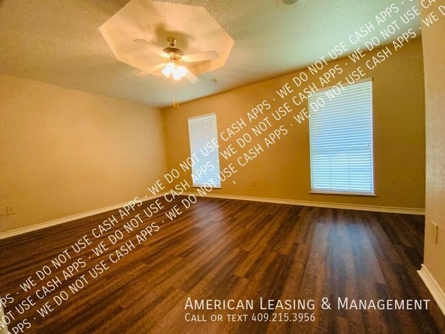 Building Photo - 20 Pinewood-