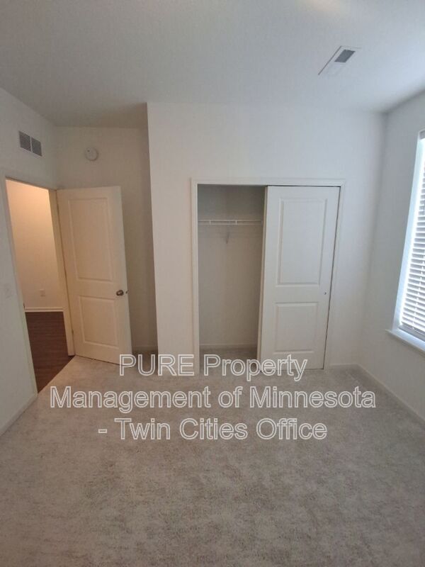 Building Photo - 4654 Schilling Way