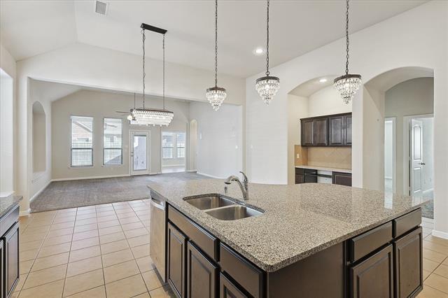 Building Photo - 905 Green Coral Dr