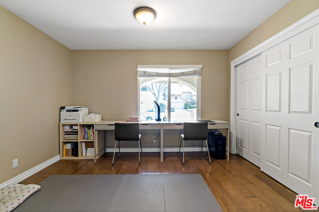 Building Photo - 683 Triunfo Canyon Rd