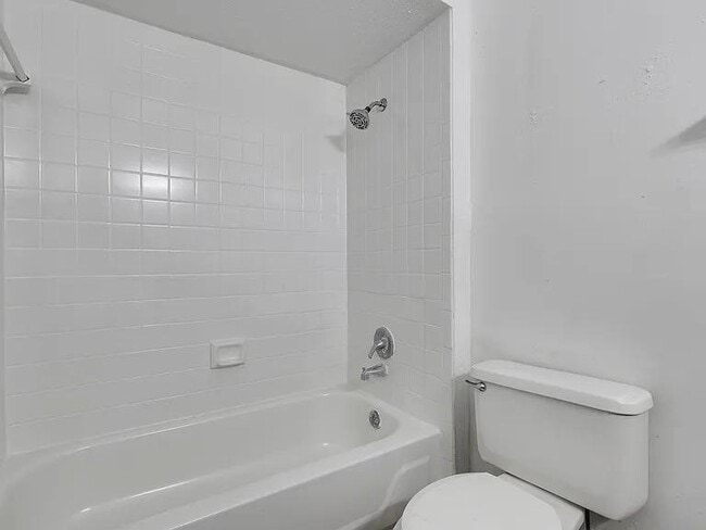 Building Photo - 12610 Ashford Meadow Dr