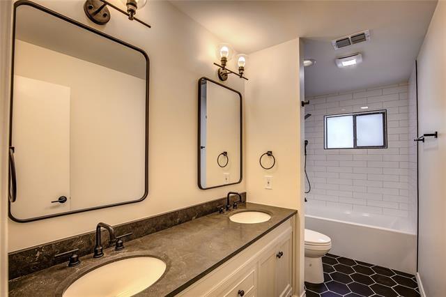 Building Photo - 307 Oakmont Dr