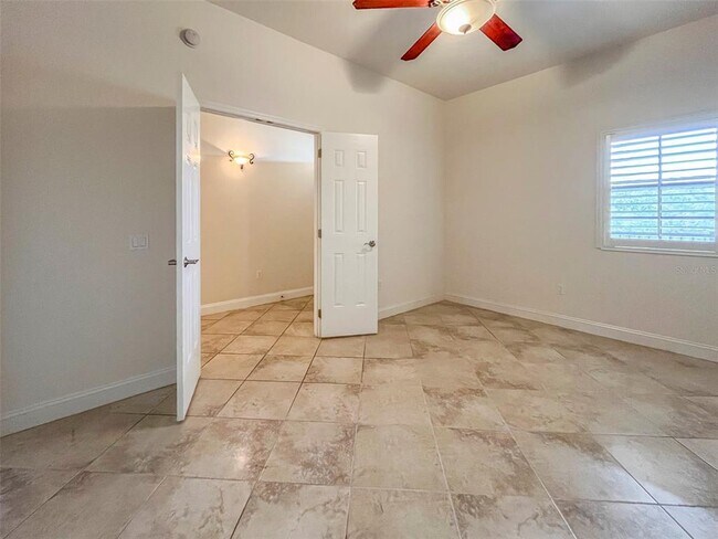 Building Photo - 7710 Lake Vista Ct