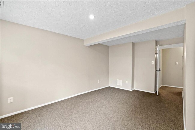 Building Photo - 12110 Purple Sage Ct