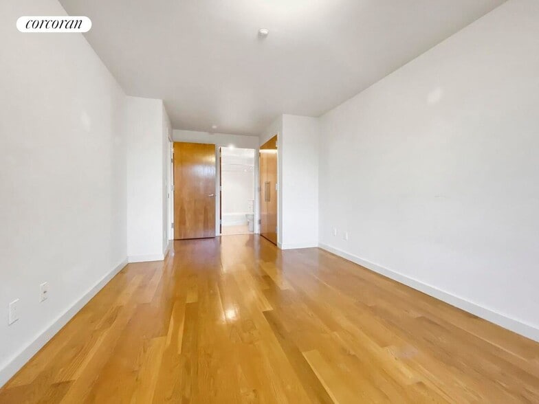 Building Photo - 1405 Fifth Avenue 6B