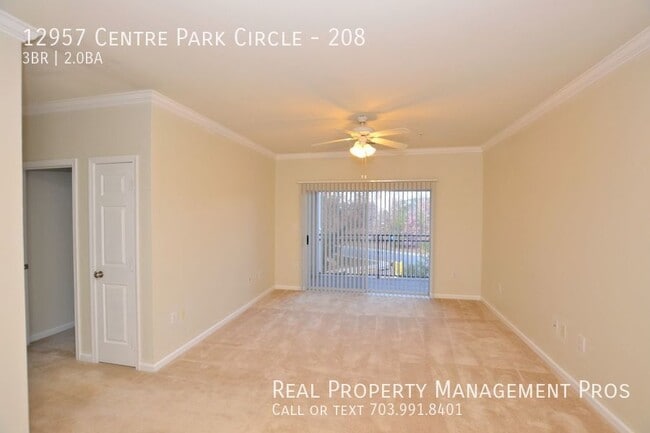 Building Photo - 12957 Centre Park Cir