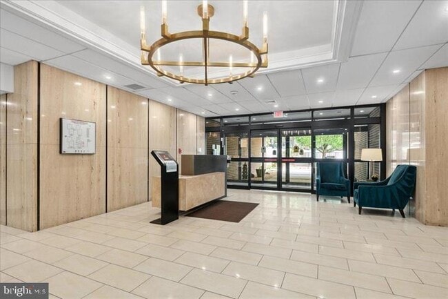 Building Photo - 6101 Edsall Rd