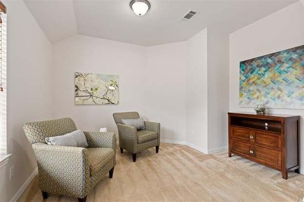 Building Photo - 115 Bird Creek Dr