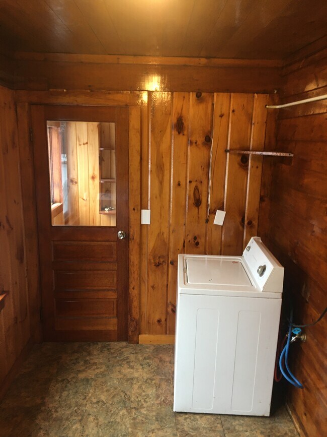 52 Lake Desolation Rd 52 Lake Desolation Rd Middle Grove NY 12850