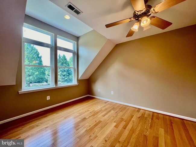 Building Photo - 6605 Keene Dr