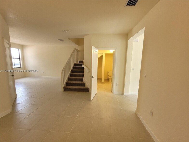 Building Photo - 11125 W 33rd Ct